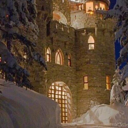 Vila Schweitzer Castle Sandpoint Exteriér fotografie