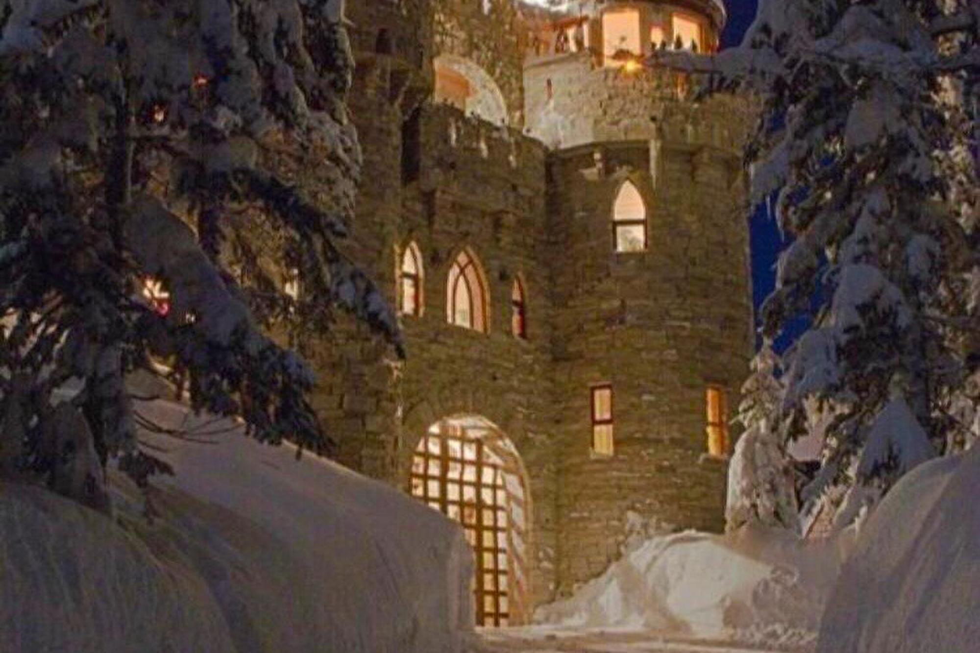 Vila Schweitzer Castle Sandpoint Exteriér fotografie